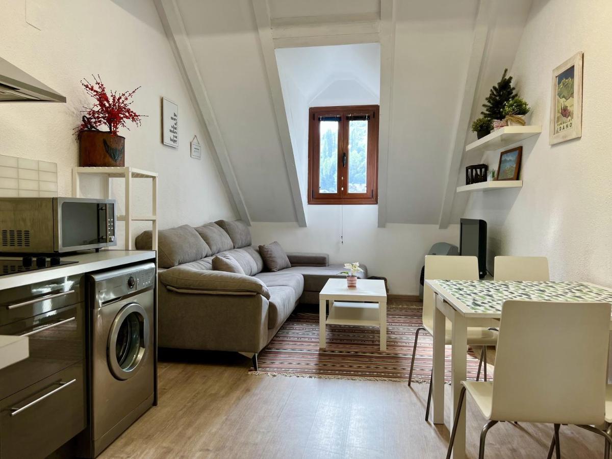 Locky - Espacio Y Exclusividad ❅ Pirineos360 ❅ Sallent De Gallego Luaran gambar