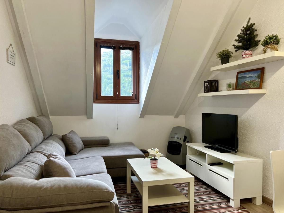 Locky - Espacio Y Exclusividad ❅ Pirineos360 ❅ Sallent De Gallego Luaran gambar
